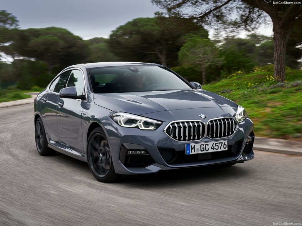 BMW 2 Gran Coupe: Σπορ περιβολή, αθλητικές επιδόσεις
