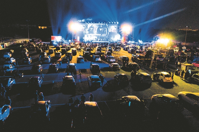 Είναι τα drive-in το μέλλον των συναυλιών;