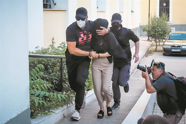 Στον παραμορφωτικό φακό των social media