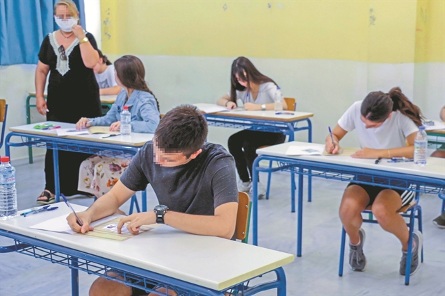 Τα βρήκαν σκούρα με την «αμόλυντη λογοτεχνία»