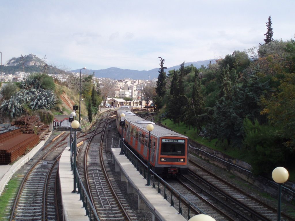 Ταλαιπωρία στον ηλεκτρικό λόγω βλάβης συρμού: Διακοπή κυκλοφορίας στο τμήμα Αττική – Νέα Ιωνία