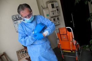 Συναγερμός στον Βόλο: Θετικό στον ιό φιλικό ζευγάρι της 30χρονης εγκύου με κοροναϊό