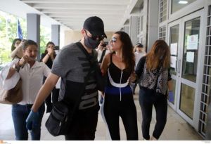 Εξιτήριο από το ψυχιατρείο παίρνει η «παρουσιάστρια» που έριξε νερό στον Χαρδαλιά