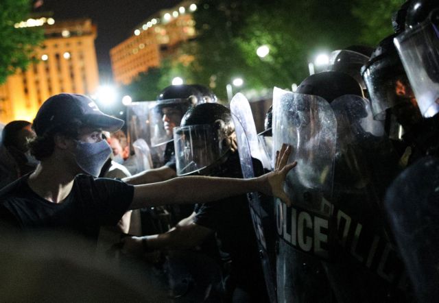 ΗΠΑ: Ο επικεφαλής του ΟΗΕ ζητεί να διερευνηθούν τα κρούσματα αστυνομικής βίας