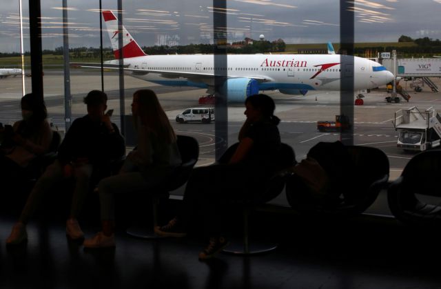 Αυστρία: Δεν αποκλείει ανάκληση του ανοίγματος των συνόρων ο ΥΠΕΞ
