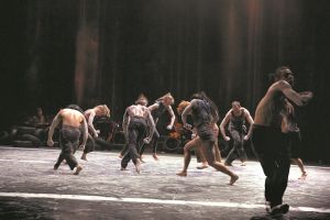 Στη μνήμη του Θάνου Μικρούτσικου, μεγάλοι δάσκαλοι του χορού