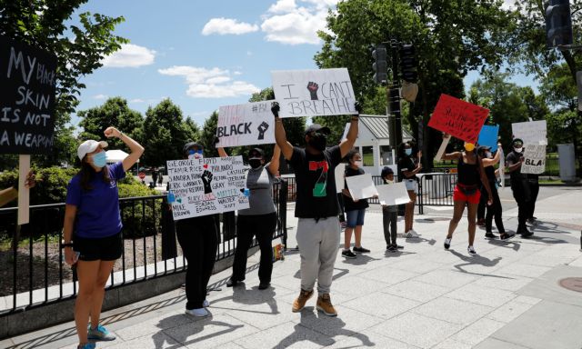 Εκρηξη οργής στις ΗΠΑ μετά τη δολοφονία Φλόιντ: Νέα επεισόδια στο Λευκό Οίκο – Σε υπόγειο καταφύγιο ο Τραμπ