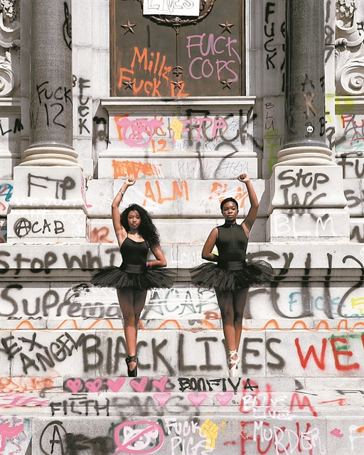 Η μνήμη των αγαλμάτων