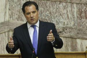 Αποκαλυπτήρια του αγάλματος του Κωνσταντίνου Παλαιολόγου στην Αγία Τριάδα στον Πειραιά