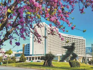 Στο βροχερό κέντρο της πόλης