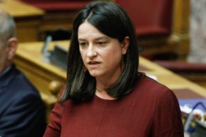 Κεραμέως : Όλα έτοιμα για την πρεμιέρα των Πανελλαδικών