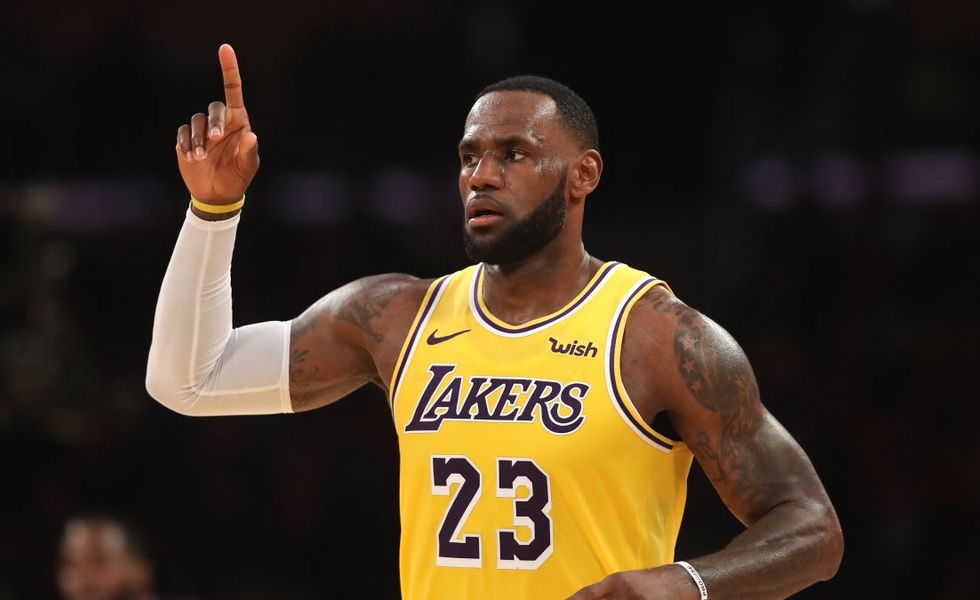 ΛεΜπρόν για Φλόιντ: Νομίζατε ότι θα κλείσω το στόμα μου; – Θα φωνάζω περισσότερο από ποτέ