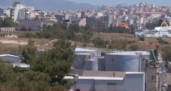 Δραπετσώνα : Απομάκρυνση των ρυπογόνων βιομηχανιών ζητά το δημοτικό συμβούλιο και βουλευτές