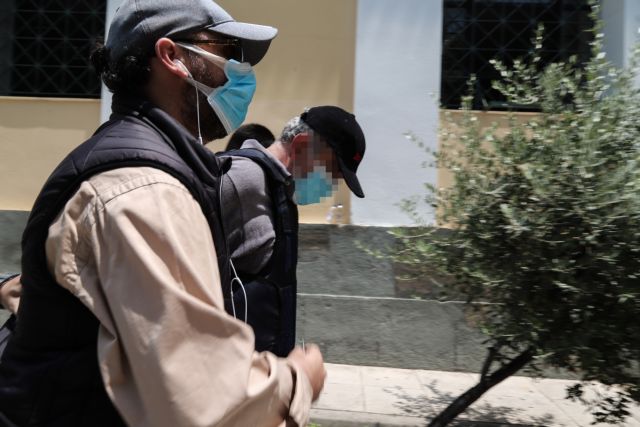 Ψευτογιατρός : Ξεπερνούν τις 50 οι νέες καταγγελίες – Το Μοναστήρι και οι ενέσεις από το «Βατικανό»