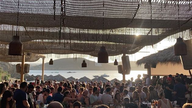 Δεν αποκλείεται νέο lockdown σε νησί ή περιοχή με πολλά κρούσματα