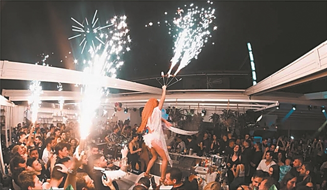 Ελεύθεροι πολιορκημένοι (στα σουπερμάρκετ)