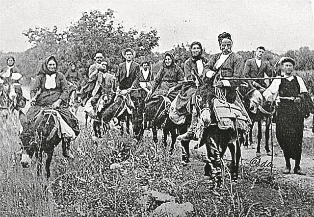 Στον δρόμο για το πανηγύρι