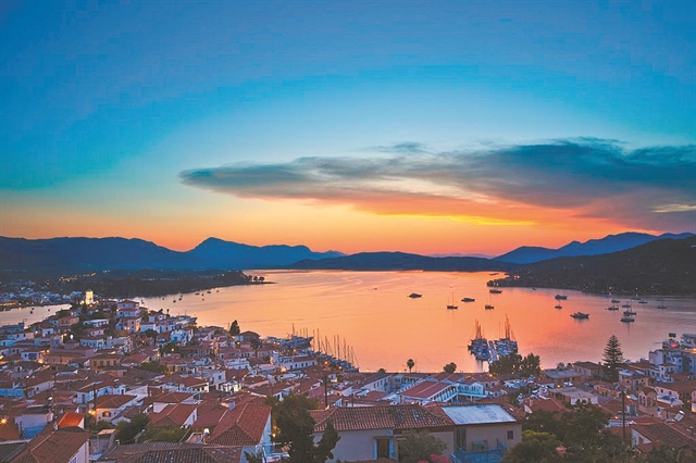 Η μόδα επηρεάζει την πολιτική;