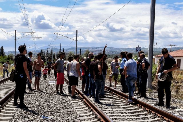 Νεαρός Ρομά παρασύρθηκε από τρένο έξω από το Κιάτο