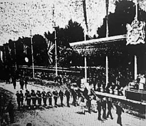 Η Κυβέρνησις επιμένει ότι τα τρόφιμα υποτιμώνται!