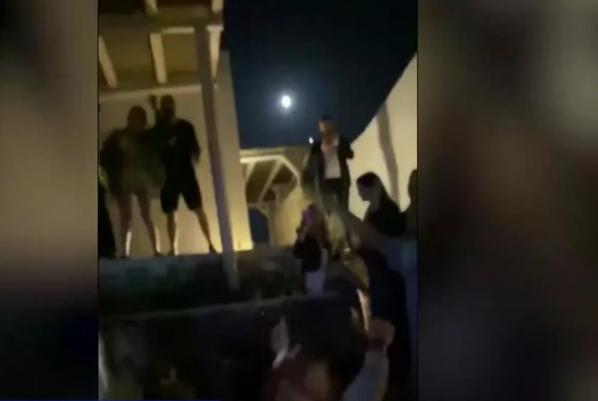 Αποκλειστικό MEGA: Είσοδος από 50 έως 500 ευρώ στα πριβέ πάρτι στη Μύκονο