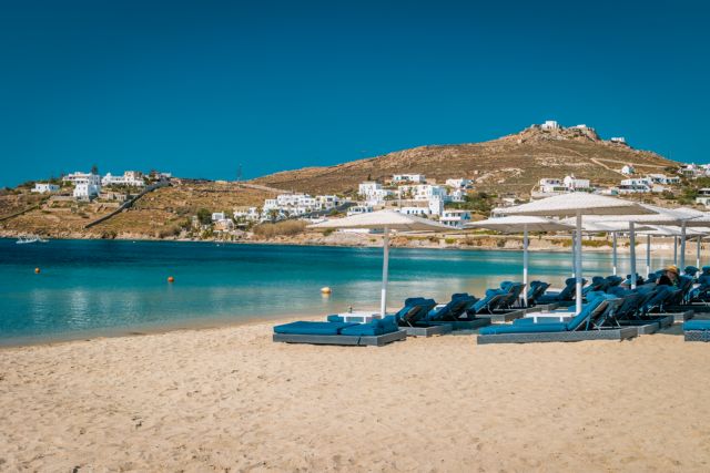Μύκονος: Ανοίγει ξανά το beach bar που δέχτηκε πρόστιμο και λουκέτο για συνωστισμό