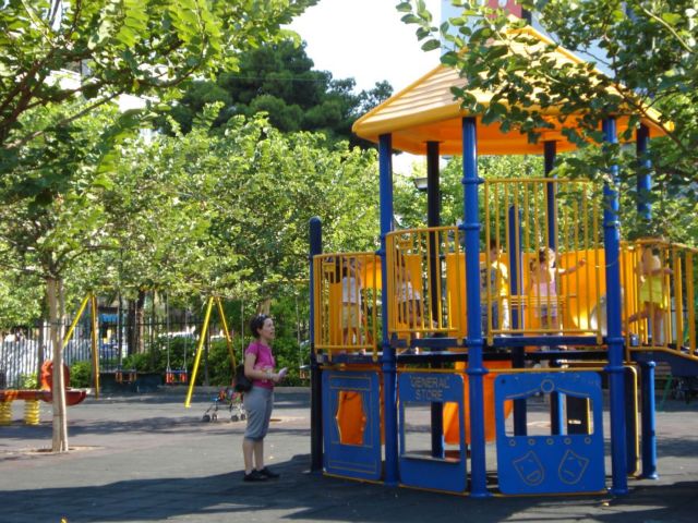 Ανοίγουν από την Παρασκευή οι παιδικές χαρές του Δήμου Αθηναίων