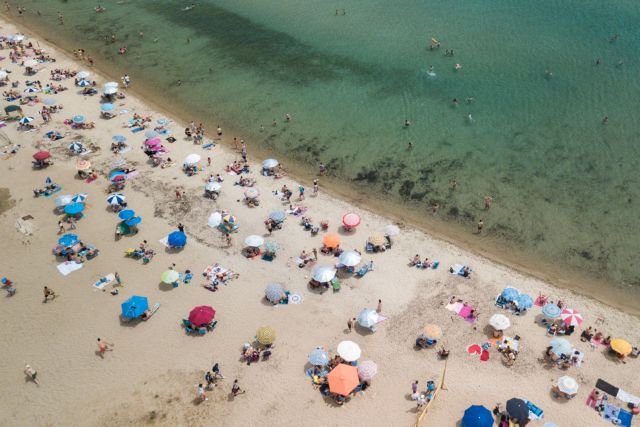 Επιστήμονες δείχνουν 23 παραλίες στην Αττική ακατάλληλες για μπάνιο | tanea.gr