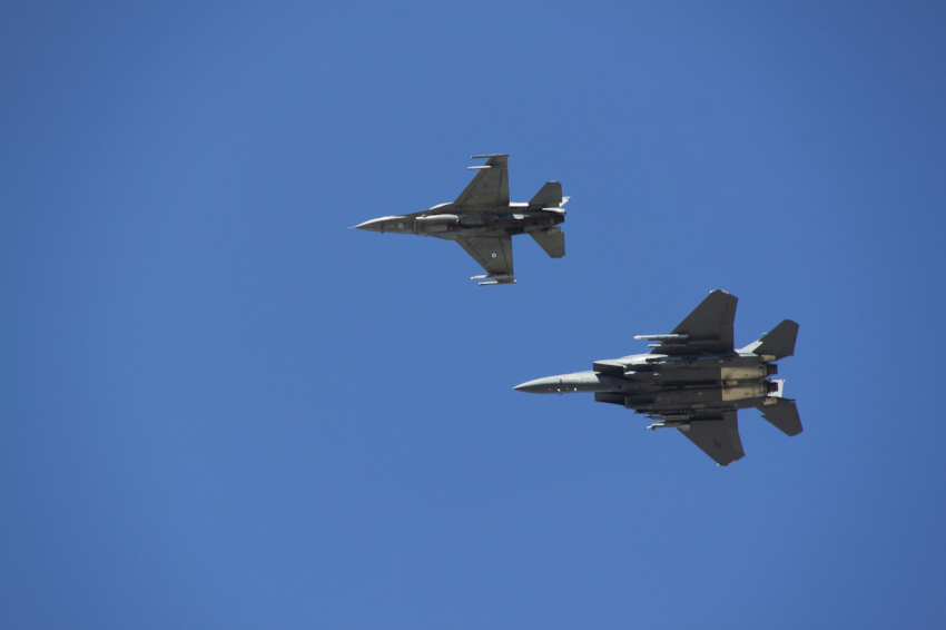 Νέες υπερπτήσεις τουρκικών F-16 σε Χίο και Οινούσσες