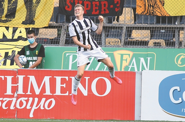 «Κόουτς είμαι εδώ»