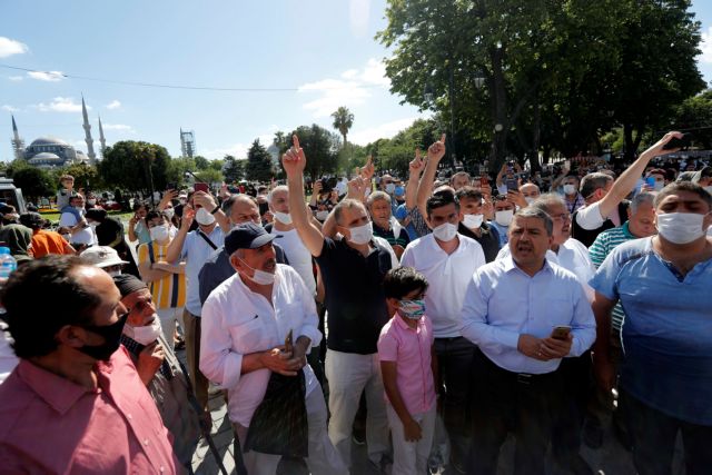 Αγία Σοφία: Το πρώτο κάλεσμα σε προσευχή μετά την απόφαση για τζαμί