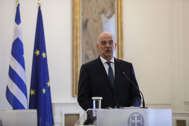 Δένδιας για Τσαβούσογλου: Πρέπει να προσπαθήσει περισσότερο για να γλιτώσει τις κυρώσεις