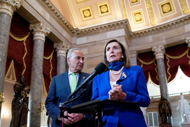 ΗΠΑ: Τουλάχιστον 13 κρούσματα κοροναϊού στο Κογκρέσο – Υποχρεωτική έκανε η Πελόζι τη χρήση μάσκας