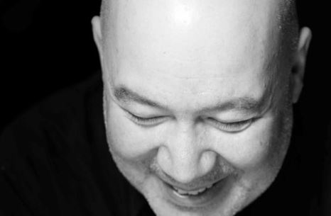 Φώτα ελπίδας στον Πειραιά