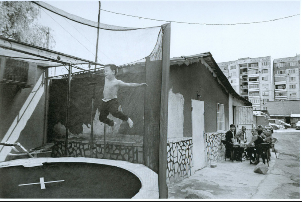 «Τα Βαλκάνια της συμφιλίωσης»: Μια μοναδική έκθεση στο σπίτι της «Σχεδίας»