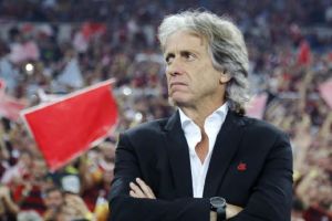 Ζόρζε Ζέσους: Επιστρέφει στην Μπενφίκα