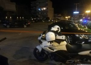 Μαφιόζικη επίθεση στη Βούλα με έναν τραυματία