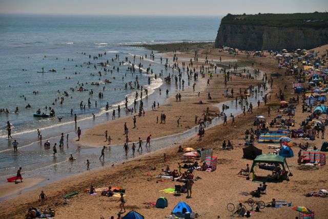 Ραγδαία αύξηση κρουσμάτων στη Βρετανία – Αυστηρότερο lockdown στις βόρειες περιοχές