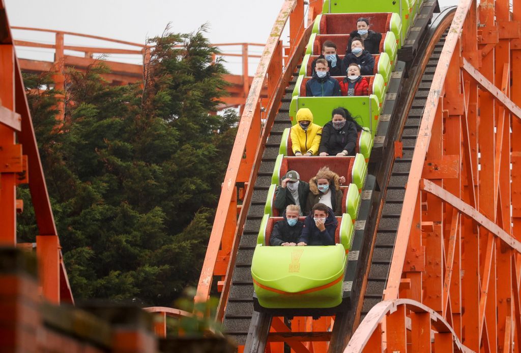 Ιαπωνία : Απαγόρευσαν τα συνθήματα στα γήπεδα και τις… φωνές στα λούνα παρκ