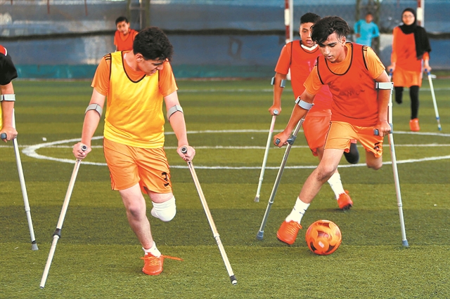 Εξήντα επτά χρόνια Ερυθρόλευκος