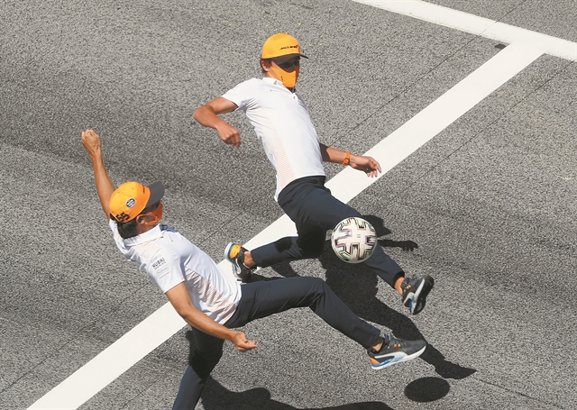 Βέλη Αυγενάκη κατά ΕΠΟ