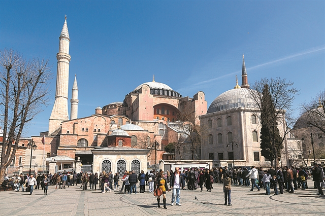 Η Αγία Σοφία, η Ελλάδα και η τουρκική οικονομία