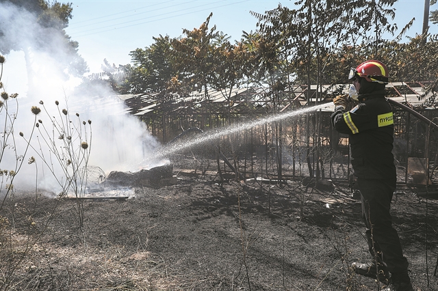 Αυστηρότερα πρόστιμα για τα ακαθάριστα οικόπεδα