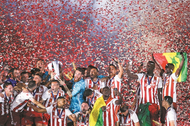 Απόψε γιορτάζει ο Ολυμπιακός