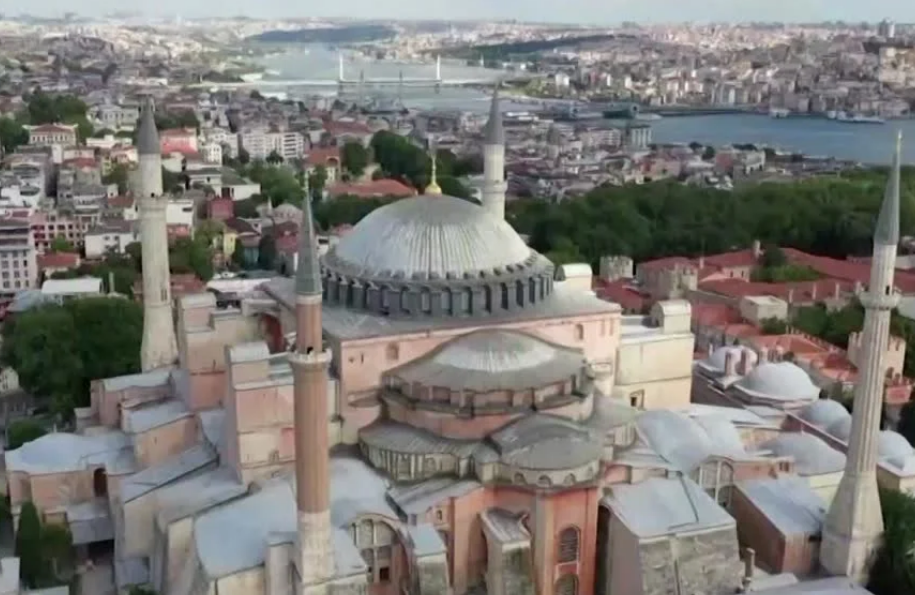 Αγία Σοφία: Ένα ιστορικό μνημείο οικουμενικής ακτινοβολίας