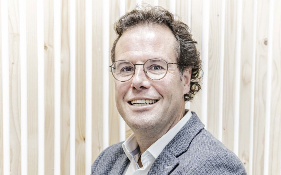 Στόχο για κυρίαρχη θέση στο ηλεκτρονικό εμπόριο βάζει το Public