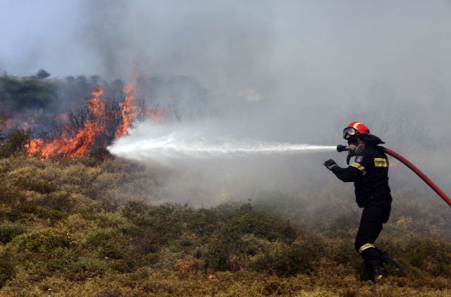 Μεγάλη φωτιά στις Σάπες Ροδόπης – Εκκενώθηκε οικισμός