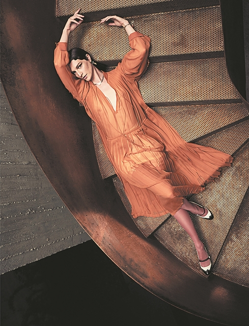 Η ελληνική μόδα ανοίγει διάλογο με το αύριο