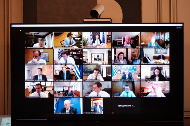 Ανασχηματισμός: Ποιοι μένουν, ποιοι φεύγουν – Τα σενάρια