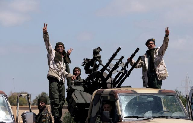 Λιβύη : Συνεχίζει το μπλόκο στις εξαγωγές πετρελαίου ο στρατός του Χαφτάρ | tanea.gr